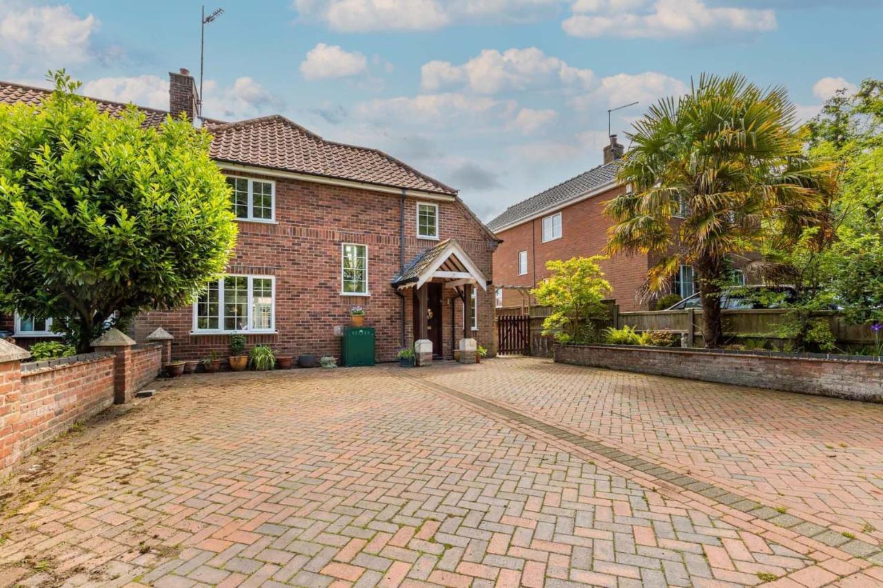 Host & Stay - Church Lane Cottage Filby Экстерьер фото
